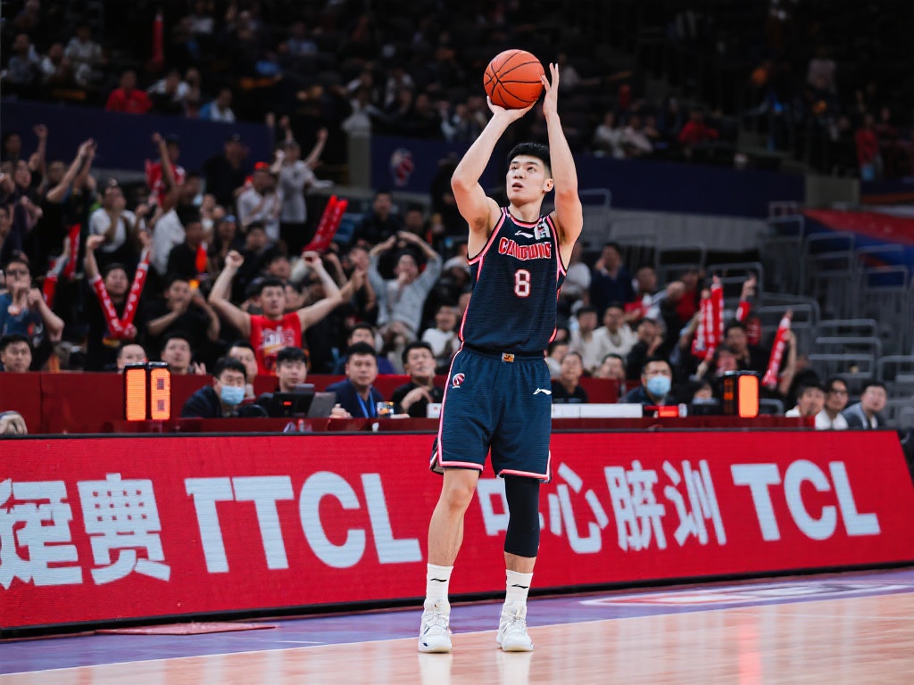 杜润旺深情缅怀球迷:汗水浸墨,你我同在球场 作为广东宏远的重要轮换球员,杜润旺在赛场