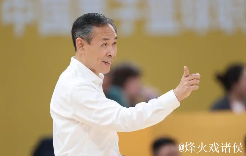 许利民赛后逗起杰曼小宝宝,同时与马帝昂家人进行互动 许利民赛后逗起杰曼小宝宝,同时与马帝昂家人进行互动