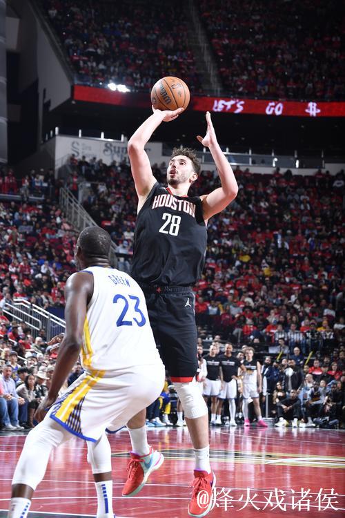 火箭官方发布全场比分海报：加时赛落败，战绩降至16胜7负