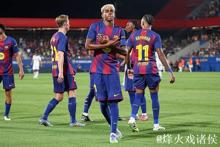 孔德梅开二度，亚马尔与拉什福德助攻，巴萨2-1战胜法兰克福